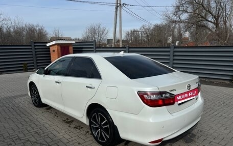 Toyota Camry, 2017 год, 2 080 000 рублей, 6 фотография