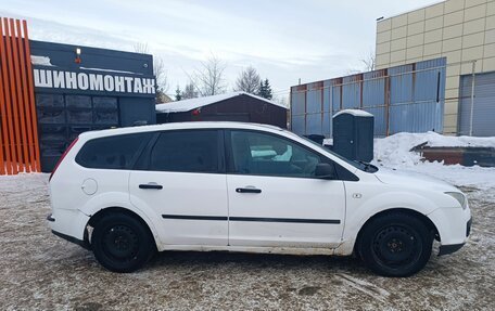 Ford Focus II рестайлинг, 2007 год, 215 000 рублей, 3 фотография