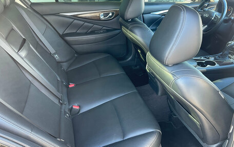 Infiniti Q50 I рестайлинг, 2017 год, 2 250 000 рублей, 15 фотография