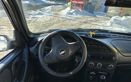 Chevrolet Niva I рестайлинг, 2009 год, 385 000 рублей, 10 фотография