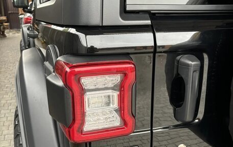 Jeep Wrangler, 2018 год, 4 200 000 рублей, 9 фотография