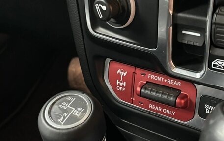 Jeep Wrangler, 2018 год, 4 200 000 рублей, 8 фотография