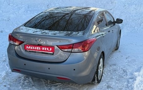 Hyundai Elantra V, 2012 год, 950 000 рублей, 6 фотография