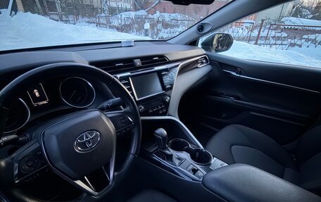 Toyota Camry, 2018 год, 2 459 000 рублей, 7 фотография