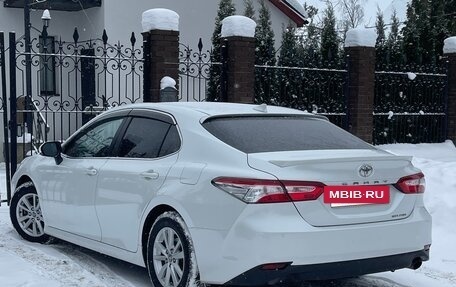 Toyota Camry, 2018 год, 2 459 000 рублей, 2 фотография