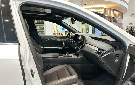 Lexus RX IV рестайлинг, 2023 год, 9 700 000 рублей, 11 фотография