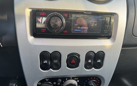 Renault Sandero I, 2011 год, 525 000 рублей, 10 фотография