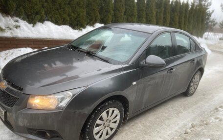 Chevrolet Cruze II, 2012 год, 630 000 рублей, 3 фотография