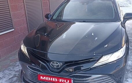 Toyota Camry, 2018 год, 2 530 000 рублей, 1 фотография