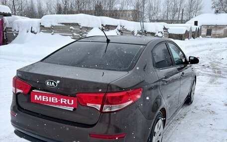 KIA Rio III рестайлинг, 2015 год, 1 350 000 рублей, 4 фотография