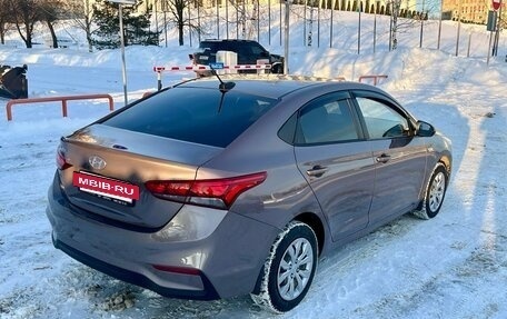 Hyundai Solaris II рестайлинг, 2018 год, 990 000 рублей, 7 фотография