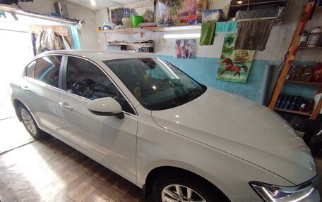 Volkswagen Passat B8 рестайлинг, 2018 год, 2 350 000 рублей, 9 фотография