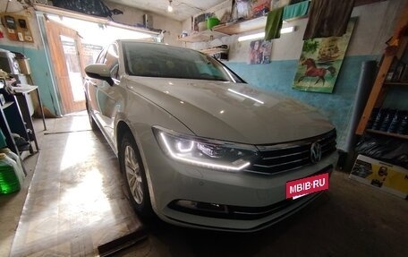 Volkswagen Passat B8 рестайлинг, 2018 год, 2 350 000 рублей, 12 фотография