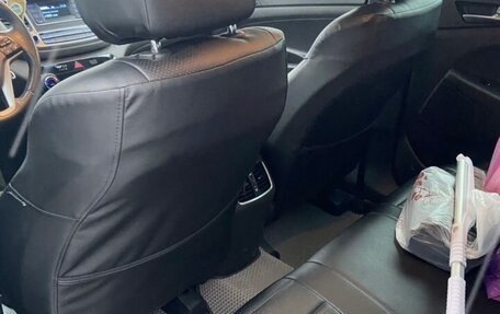 Hyundai Tucson III, 2017 год, 2 350 000 рублей, 6 фотография