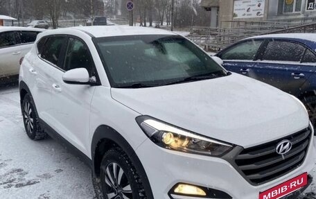 Hyundai Tucson III, 2017 год, 2 350 000 рублей, 2 фотография