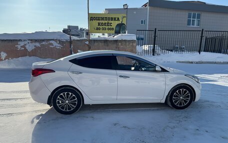 Hyundai Avante, 2013 год, 1 180 000 рублей, 4 фотография