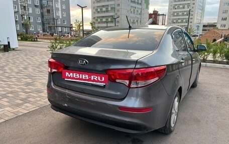 KIA Rio III рестайлинг, 2015 год, 950 000 рублей, 2 фотография