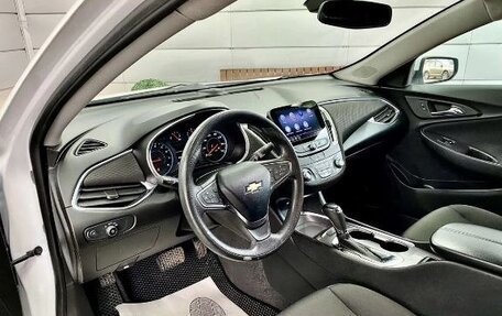 Chevrolet Malibu IX, 2019 год, 1 590 000 рублей, 7 фотография