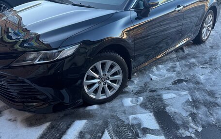 Toyota Camry, 2020 год, 2 850 000 рублей, 2 фотография