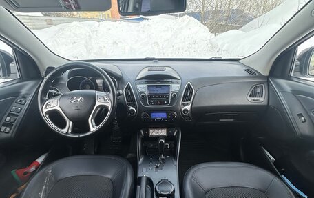 Hyundai ix35 I рестайлинг, 2010 год, 1 150 000 рублей, 12 фотография