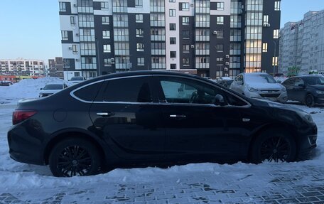 Opel Astra J, 2013 год, 950 000 рублей, 4 фотография