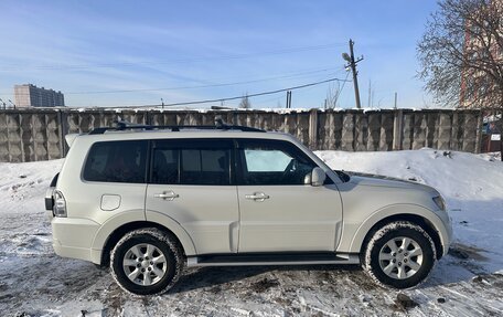 Mitsubishi Pajero IV, 2015 год, 2 050 000 рублей, 4 фотография