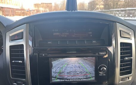 Mitsubishi Pajero IV, 2015 год, 2 050 000 рублей, 15 фотография