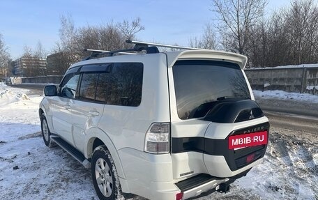 Mitsubishi Pajero IV, 2015 год, 2 050 000 рублей, 7 фотография