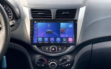 Hyundai Solaris II рестайлинг, 2012 год, 609 000 рублей, 21 фотография