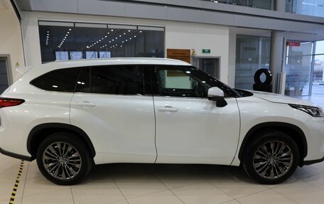 Toyota Highlander, 2025 год, 5 850 000 рублей, 4 фотография