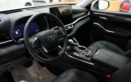 Toyota Highlander, 2025 год, 5 850 000 рублей, 16 фотография