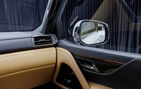 Lexus LX, 2025 год, 18 900 000 рублей, 24 фотография