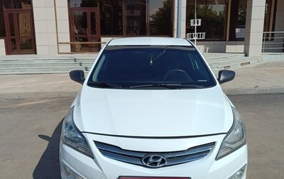 Hyundai Solaris II рестайлинг, 2015 год, 630 000 рублей, 1 фотография