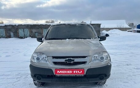 Chevrolet Niva I рестайлинг, 2013 год, 470 000 рублей, 1 фотография