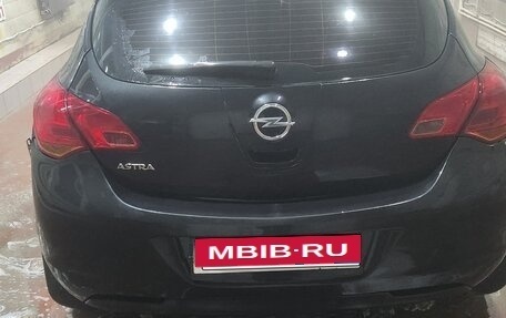 Opel Astra J, 2011 год, 550 000 рублей, 6 фотография