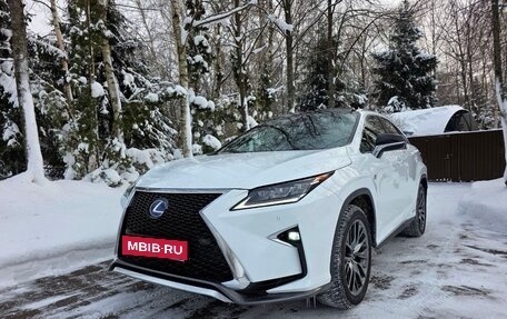 Lexus RX IV рестайлинг, 2018 год, 5 400 000 рублей, 4 фотография