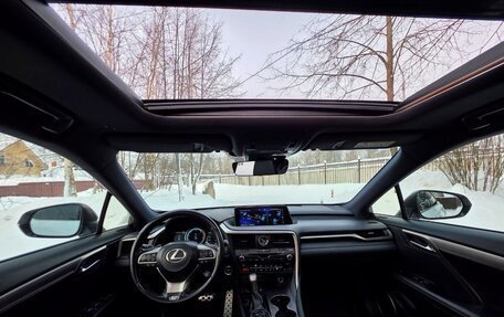 Lexus RX IV рестайлинг, 2018 год, 5 400 000 рублей, 29 фотография