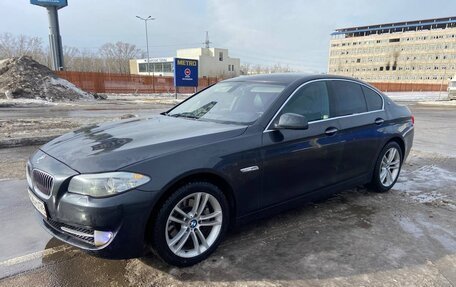 BMW 5 серия, 2011 год, 1 700 000 рублей, 3 фотография