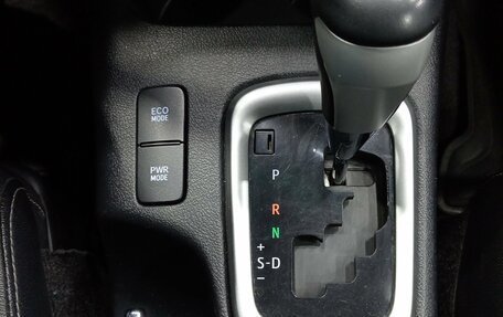 Toyota Hilux VIII, 2016 год, 2 830 000 рублей, 13 фотография