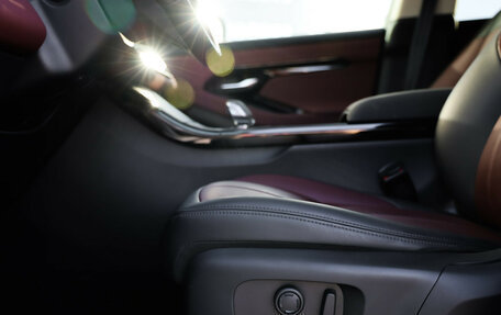 Land Rover Range Rover Evoque II, 2024 год, 5 599 000 рублей, 29 фотография