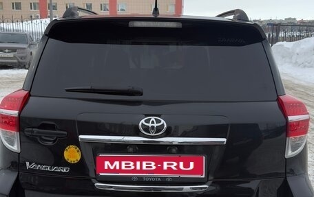 Toyota Vanguard, 2010 год, 1 700 000 рублей, 13 фотография