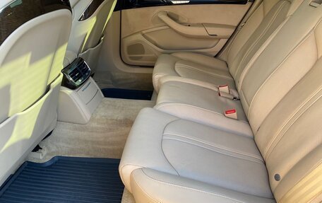 Audi A8, 2012 год, 2 500 000 рублей, 12 фотография