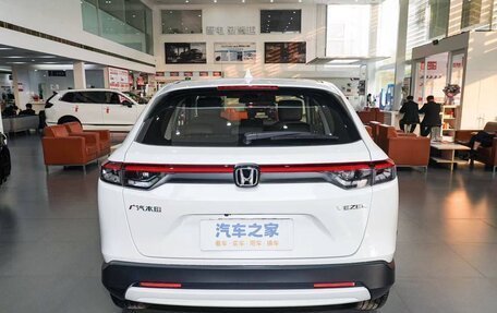 Honda Vezel, 2025 год, 1 850 000 рублей, 5 фотография