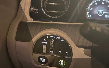 Rolls-Royce Ghost Series II рестайлинг, 2021 год, 27 000 000 рублей, 16 фотография