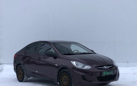 Hyundai Solaris II рестайлинг, 2011 год, 550 000 рублей, 3 фотография