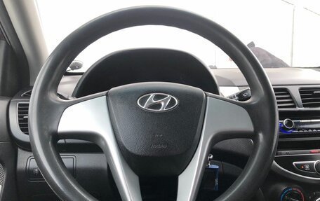 Hyundai Solaris II рестайлинг, 2011 год, 550 000 рублей, 15 фотография