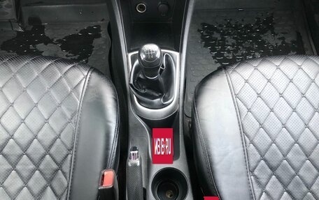 Hyundai Solaris II рестайлинг, 2011 год, 550 000 рублей, 13 фотография