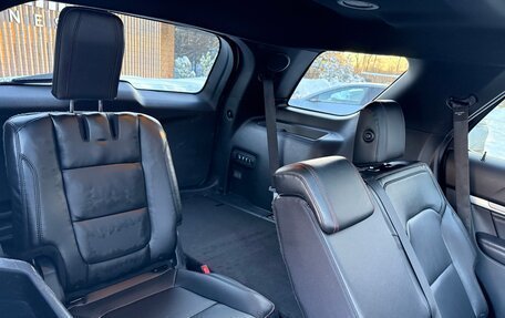 Ford Explorer VI, 2015 год, 2 090 000 рублей, 22 фотография