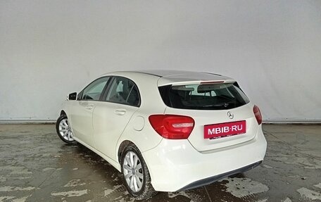 Mercedes-Benz A-Класс, 2015 год, 1 478 000 рублей, 7 фотография