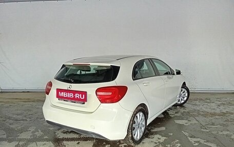 Mercedes-Benz A-Класс, 2015 год, 1 478 000 рублей, 5 фотография